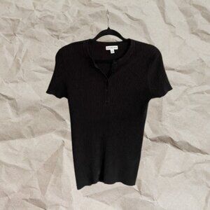 Ribbed CK Tee